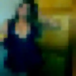 Photo de Faustine à Curbans (26 ans) - plan cul discret