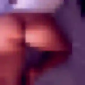 Brigitte, 37 ans, disponible à Dahlenheim pour une rencontre coquine