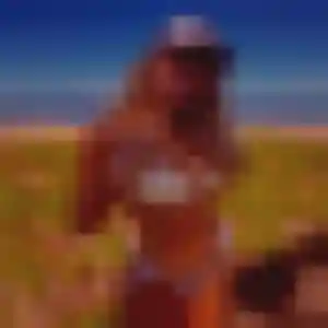 Découvre Celine, 39 ans à Dambach-la-Ville en privé