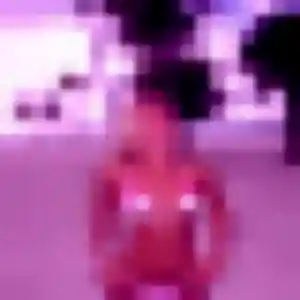 Photo de Flore à Darney (36 ans) - plan cul discret