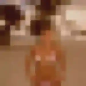 Clara, 31 ans, disponible à Demi-Quartier pour un plan cul