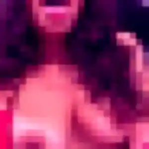 Photo de Alice à Dieudonné (41 ans) - plan cul sans inscription