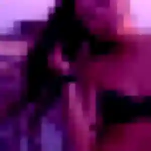 Photo de Giulia à Dieue-sur-Meuse (32 ans) - plan cul discret