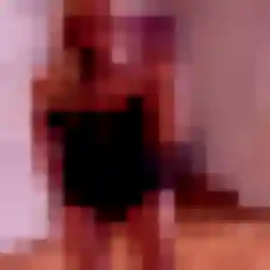 Photo de Bernadette à Distré (28 ans) - plan cul anonyme