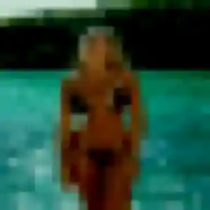 Sexy Madeleine, 33 ans à Divonne-les-Bains - découvrir son profil