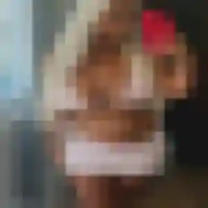 Samantha, 31 ans, connectée à Domont pour une rencontre coquine