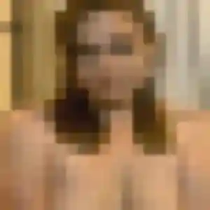 Photo privée de Oumaima, 23 ans à Dompierre-sur-Helpe - plan discret