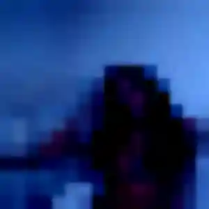Rejoins Eleonore, 23 ans à Don en privé