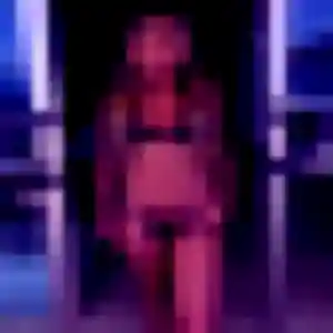 Irina, femme de 23 ans cherche plan cul à Donville-les-Bains