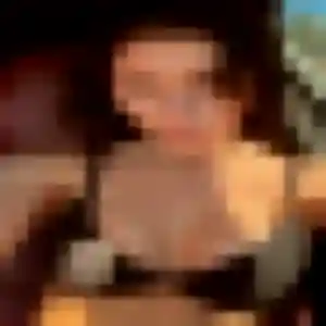 Jolie Flore, 23 ans à Durban-Corbières - voir sa photo