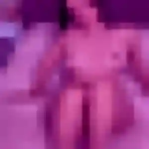 Rejoins Aisha, 40 ans à Enchenberg en t'inscrivant