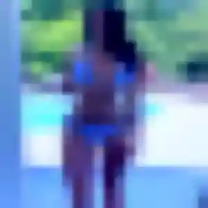 Photo privée de Chloe, 31 ans à Entrecasteaux - plan discret