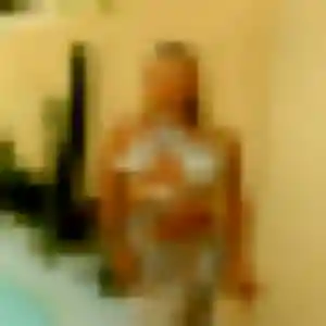 Gisele (23 ans) à Éperlecques cherche un plan cul ce soir