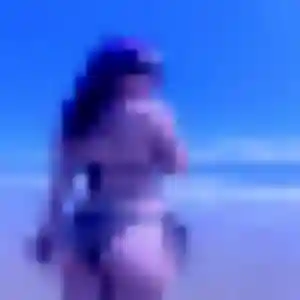 Roxane, femme de 22 ans propose plan cul à Épernay