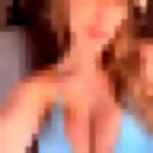 Contacte Clarisse, 23 ans à Ermenonville en privé