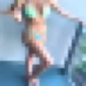 Rejoins Mia, 33 ans à Esnandes en privé