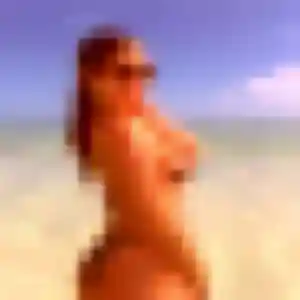 Photo de Celine à Essarts-en-Bocage (36 ans) - plan cul gratuit