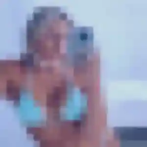 Delia (23 ans) à Étigny propose une rencontre ce soir