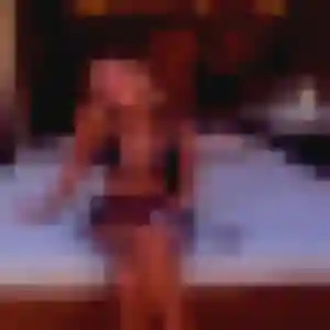 Photo privée de Axelle, 39 ans à Étréville - plan discret