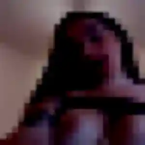 Axelle, femme de 37 ans cherche plan cul à Étueffont