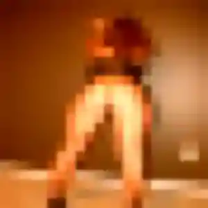 Kenza, 35 ans, disponible à Fauillet pour une rencontre coquine