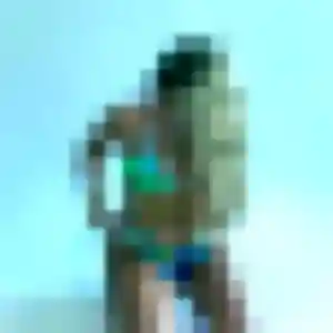 Celeste, 22 ans, connectée à Feins pour une rencontre coquine