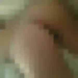 Fleur, 28 ans, disponible à Féricy pour un plan cul