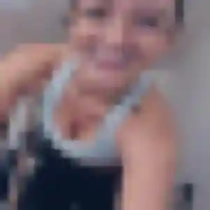 Cecile, 26 ans, veut un plan cul à Feugarolles