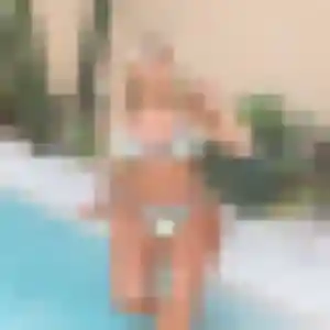 Meriem, 26 ans, disponible à Firmi pour une rencontre coquine