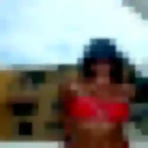 Penelope, 43 ans, en ligne à Flancourt-Crescy-en-Roumois pour une rencontre coquine