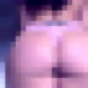 Karima, 39 ans, en ligne à Flétrange pour une rencontre coquine