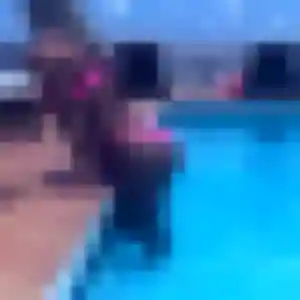 Alexandra, femme de 31 ans cherche plan cul à Foëcy