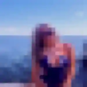 Lena, 33 ans, disponible à Fontaine-les-Grès pour une rencontre coquine