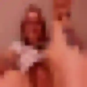 Debora (44 ans) à Fontenay-Saint-Père cherche une rencontre aujourd'hui