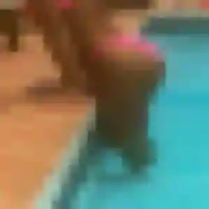 Laure, 32 ans, connectée à Fréterive pour une rencontre coquine