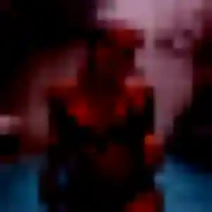 Contacte Solene, 22 ans à Garchizy en privé