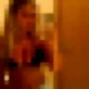 Siham, 28 ans, dispo pour plan cul à Geaune