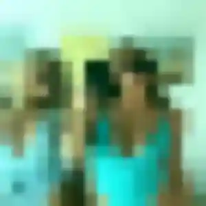 Oumaima, 42 ans, disponible à Genouillé pour un plan cul