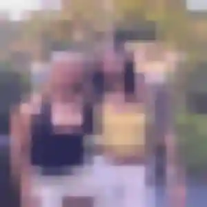 Adele, fille de 43 ans propose plan cul à Genouilly