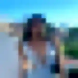 Inaya, femme de 24 ans cherche plan cul à Givenchy-lès-la-Bassée