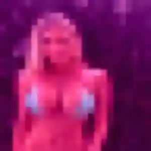 Profil de Karine à Givenchy-lès-la-Bassée (27 ans) - plan cul discret