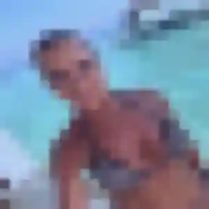 Photo de Celine à Gourgé (33 ans) - plan cul gratuit