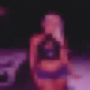 Irene (28 ans) à Grambois propose une rencontre aujourd'hui