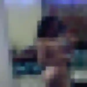 Brunehilde, 27 ans, cherche un plan cul à Grandcamp-Maisy
