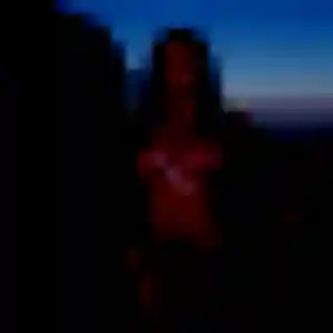 Karen (44 ans) à Gressy attend une rencontre rapidement