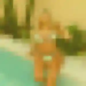 plan cul à Gruissan : photo de Bettina, 27 ans - sans engagement