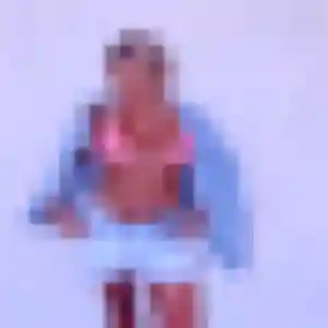 Jennifer de Gueugnon, 27 ans - plan cul discret