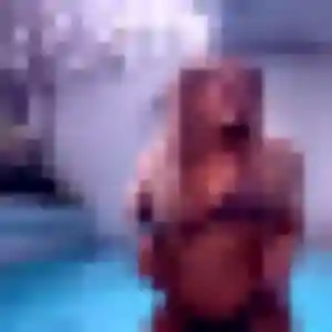 Delphine, 24 ans, disponible à Guilers pour un plan cul