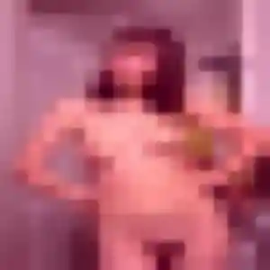 Henriette, 22 ans, en ligne à Habère-Lullin pour une rencontre coquine