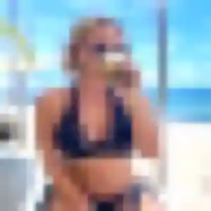 Photo privée de Rosalie, 24 ans à Harskirchen - rencontre coquine